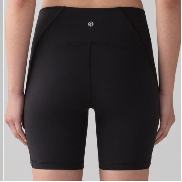 Lululemon train times 6 inch high waist shorts in black size 10 yoga - Picture 2 of 6